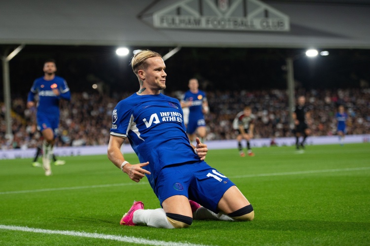 WNBA-邮报：切尔西支付经纪人费用6510万镑英超居首 穆德里克合同更新